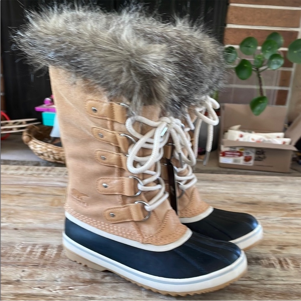 Sorel Joan of Arctic Waterproof Boots New